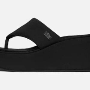 FITFLOP PLATFFORMS Wedge Toe-Post Sandals - Brand New, Never Worn